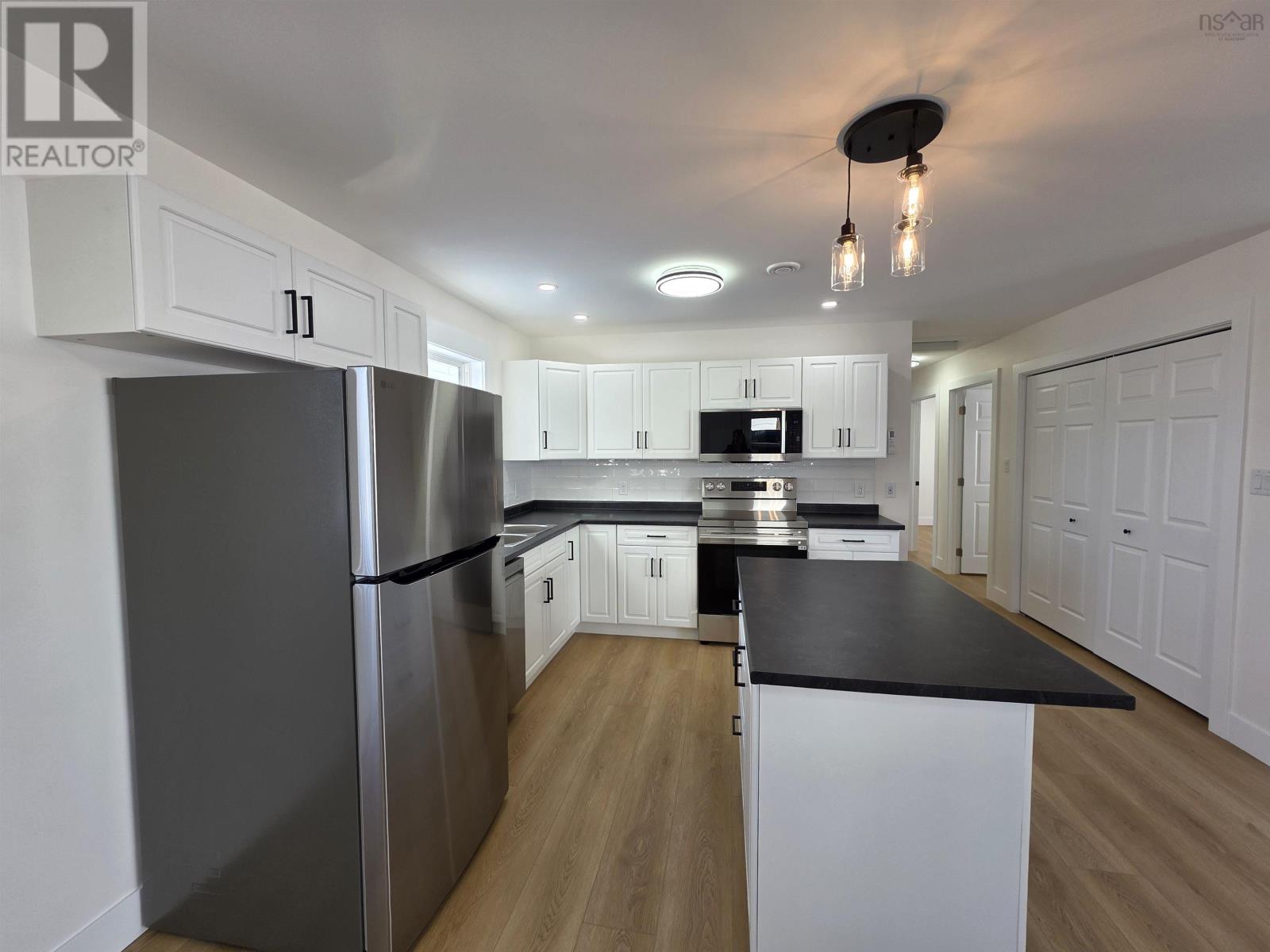 Property 7 of 14 of 6 South Street