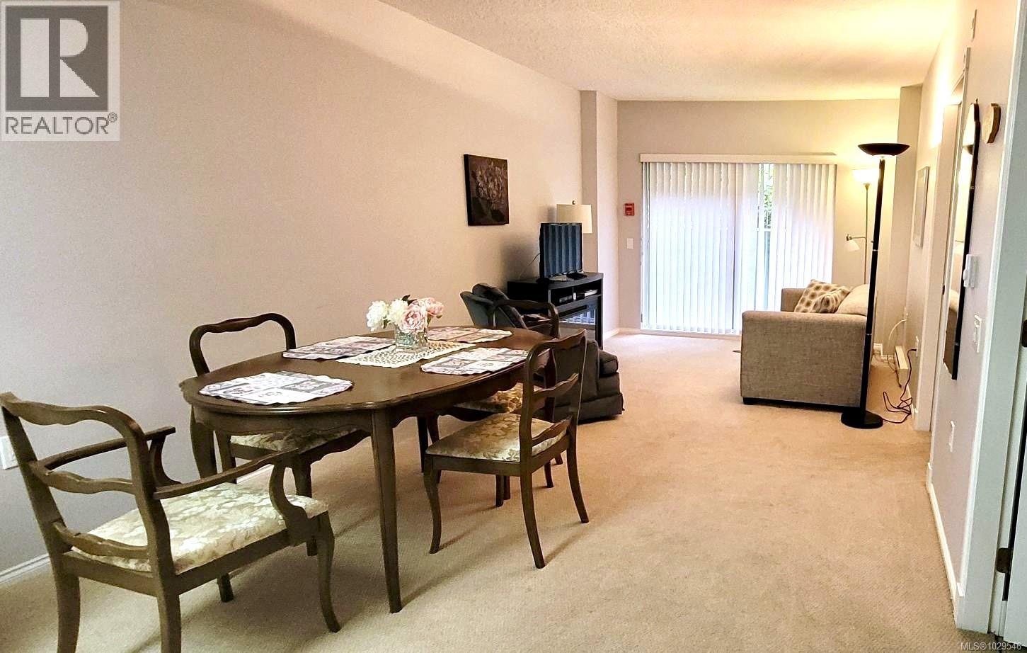 #201 1521 CHURCH AVE - 36