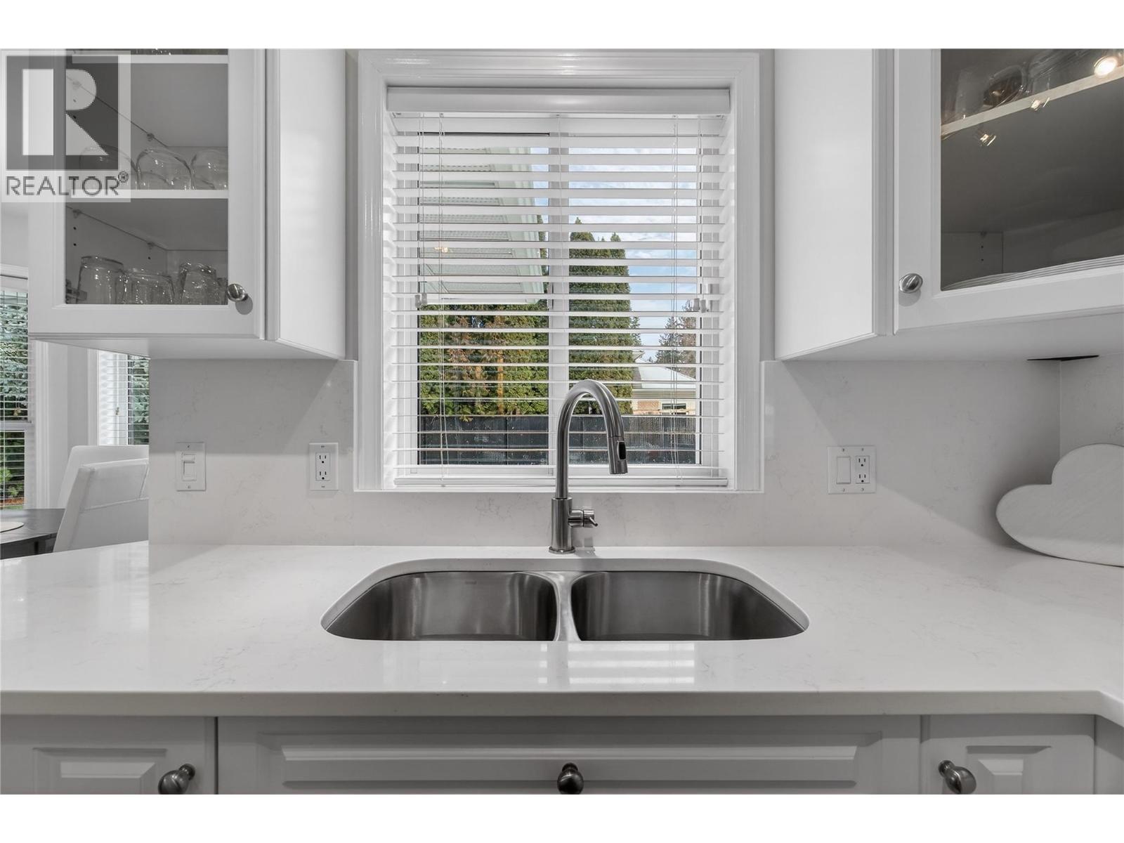 514 FOREST PARK STREET - 9