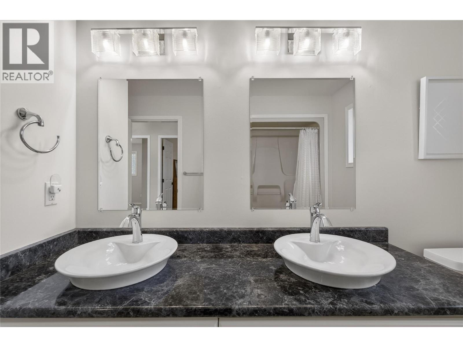 514 FOREST PARK STREET - 39