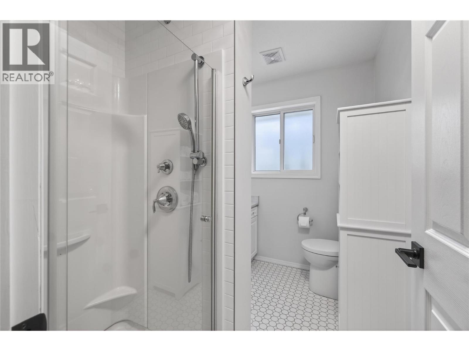 514 FOREST PARK STREET - 32