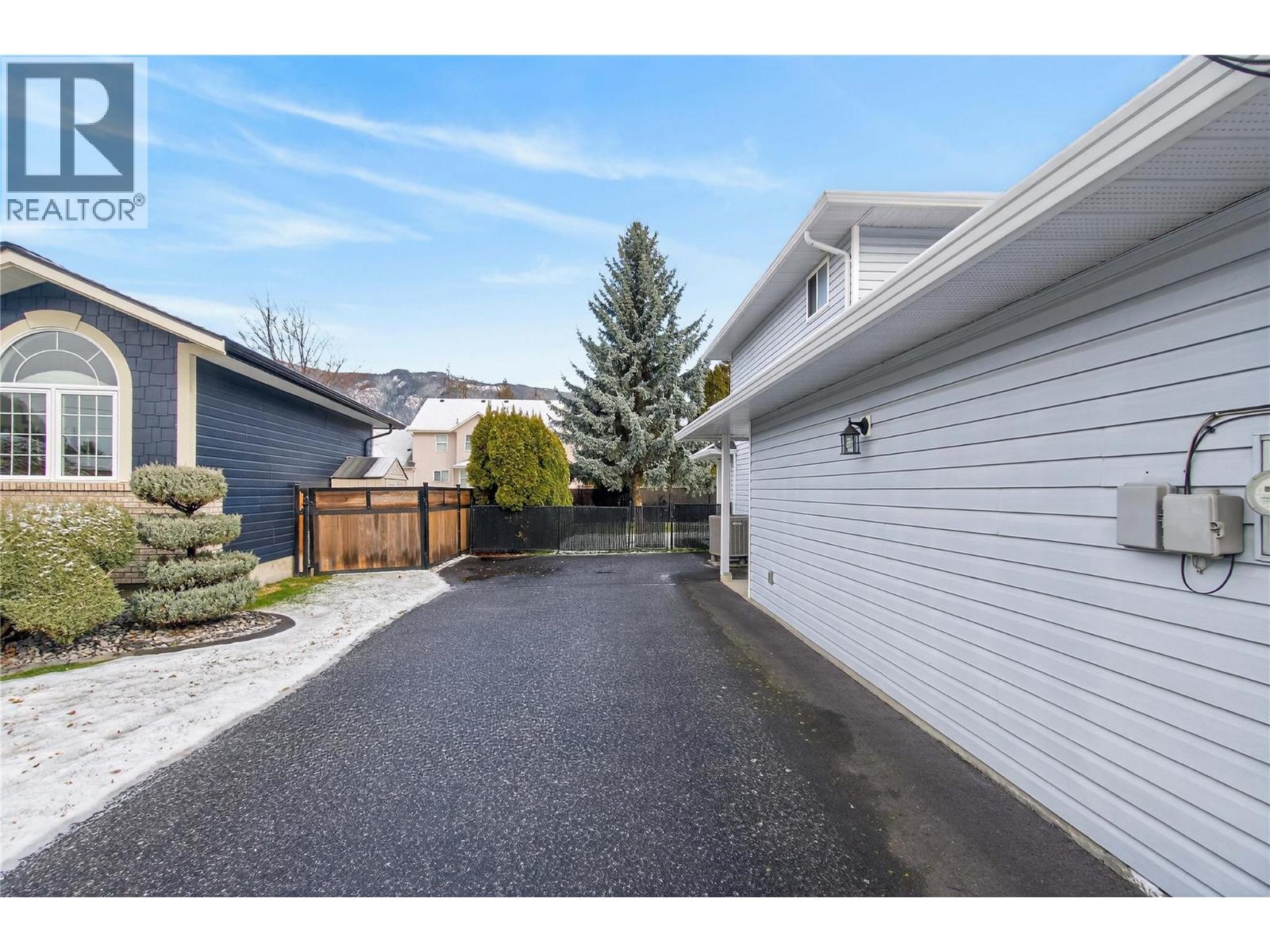 514 FOREST PARK STREET - 72