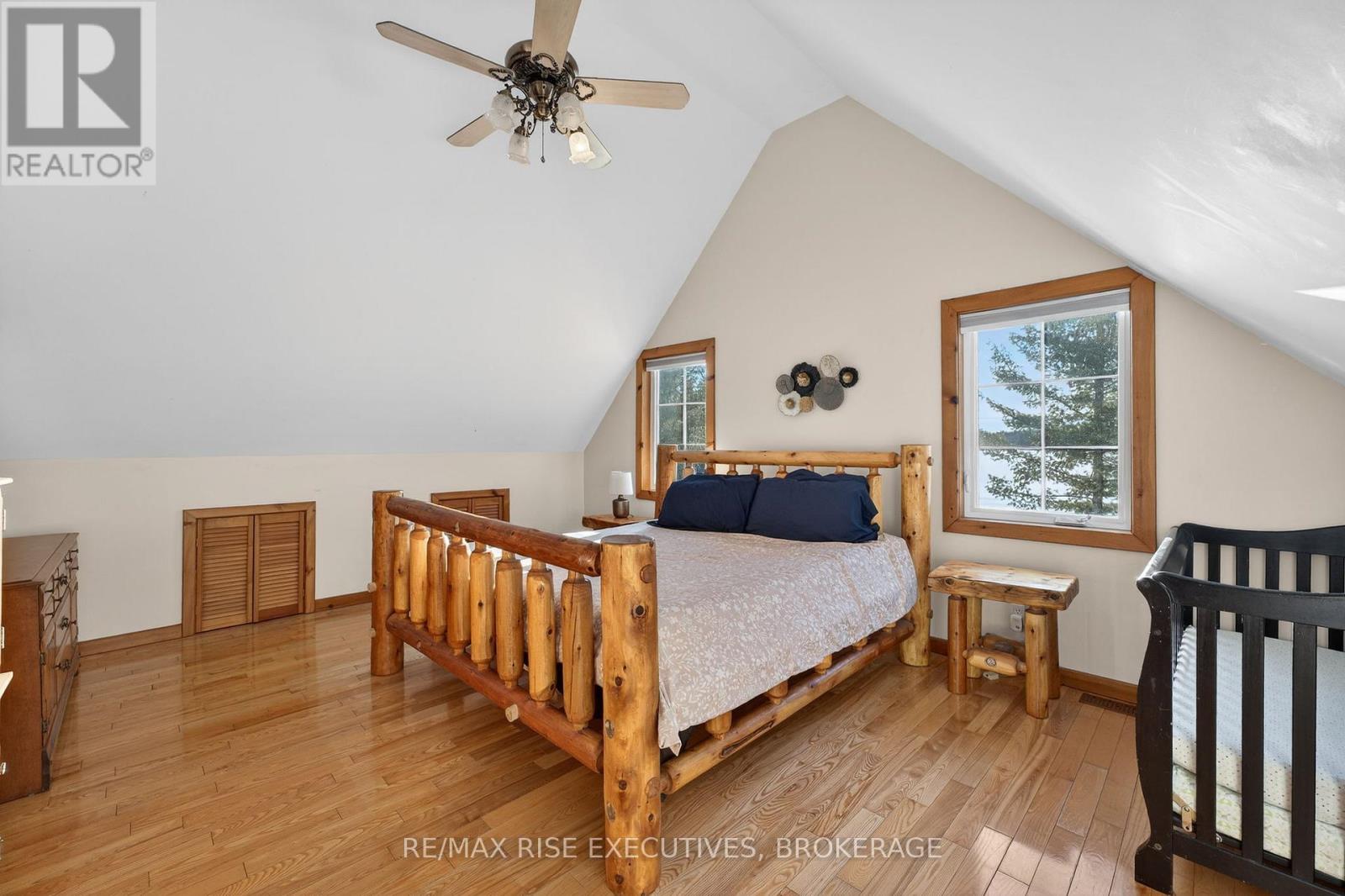 1093B TWO LOON LANE - 29