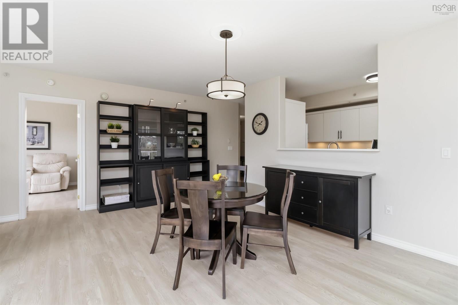 Property 13 of 37 of 401 89 Waterfront Drive