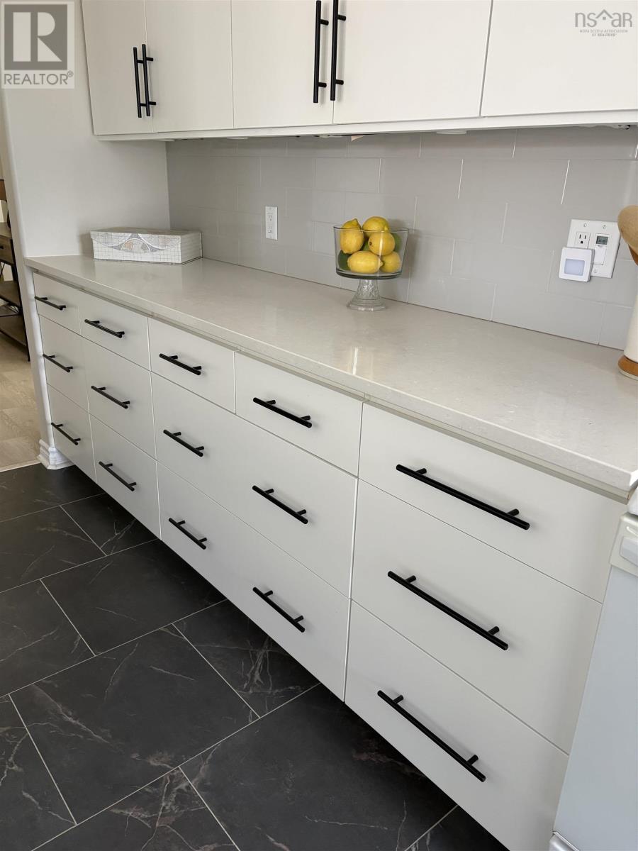 Property 17 of 37 of 401 89 Waterfront Drive