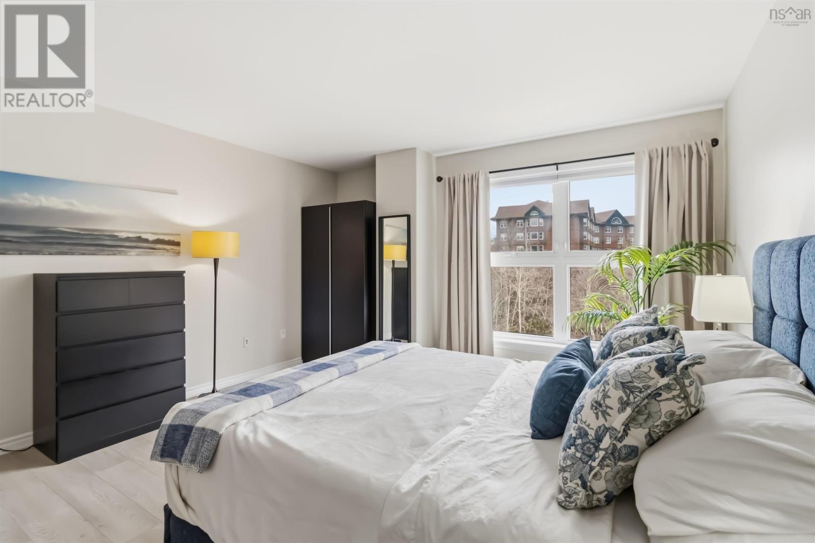 Property 20 of 37 of 401 89 Waterfront Drive