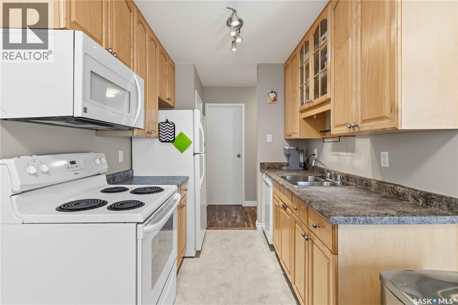 Single Family House Low rise for Sale in B  th STREET E Saskatoon 