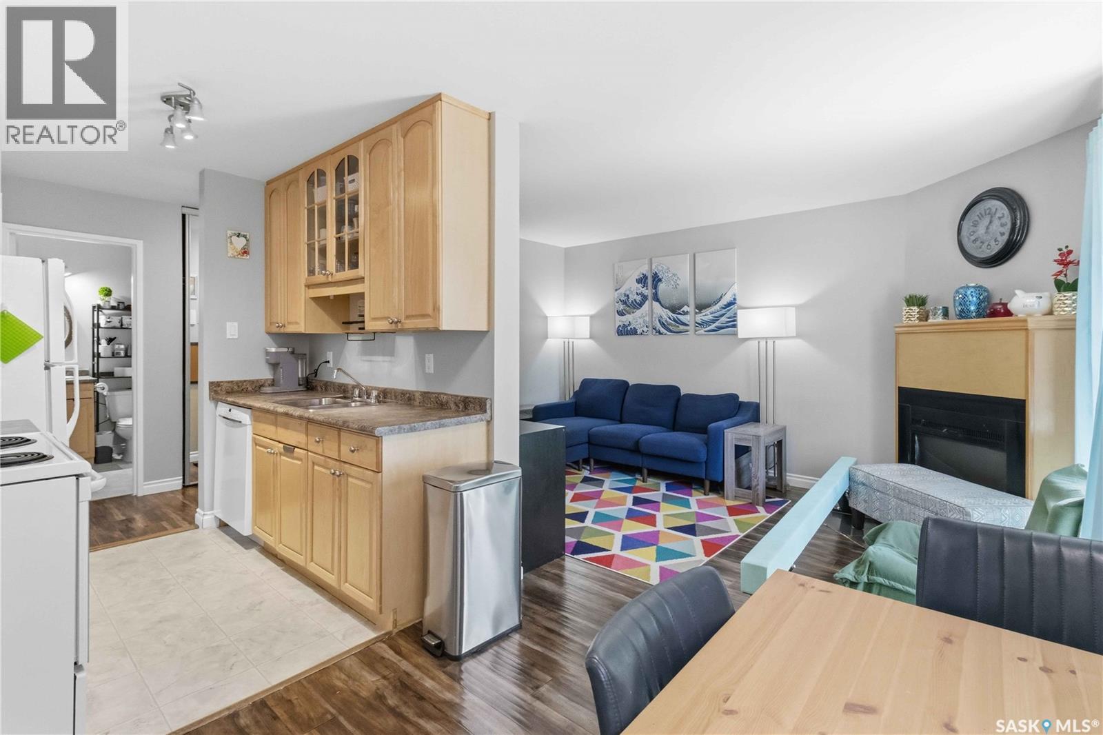 Single Family House Low rise for Sale in B  th STREET E Saskatoon 