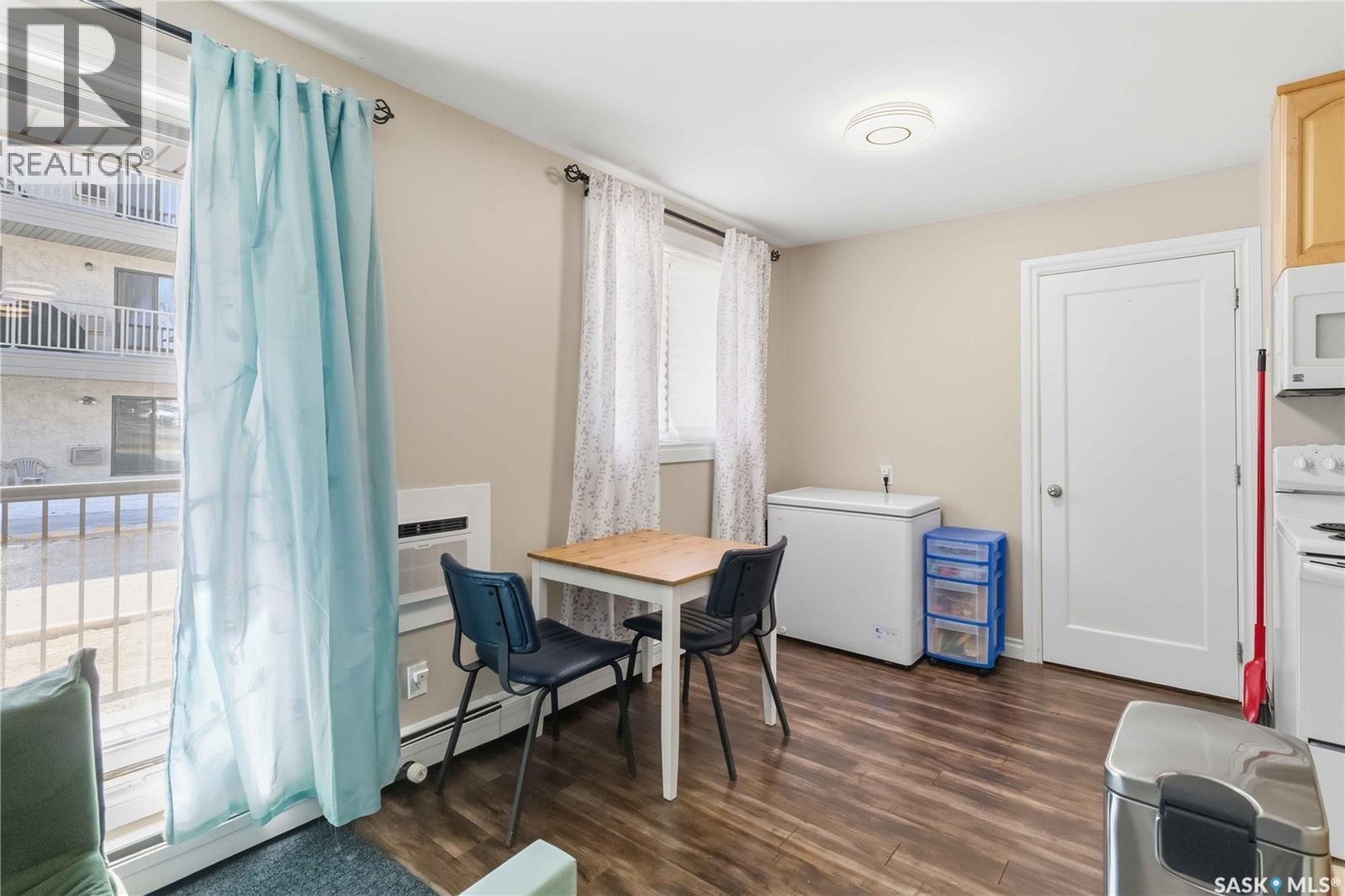 Single Family House Low rise for Sale in B  th STREET E Saskatoon 