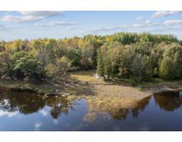 255 Ch. East-range, L Isle Aux Allumettes, QC J0X1M0 Photo 16