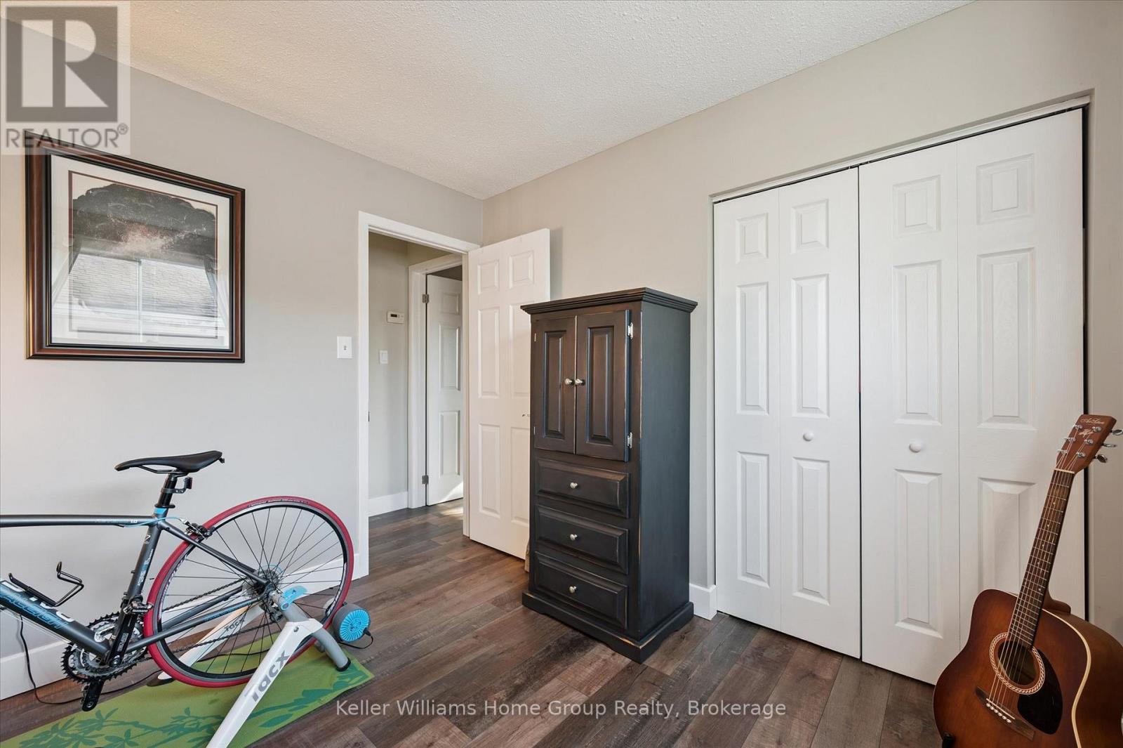 1 ISLINGTON AVENUE - 18