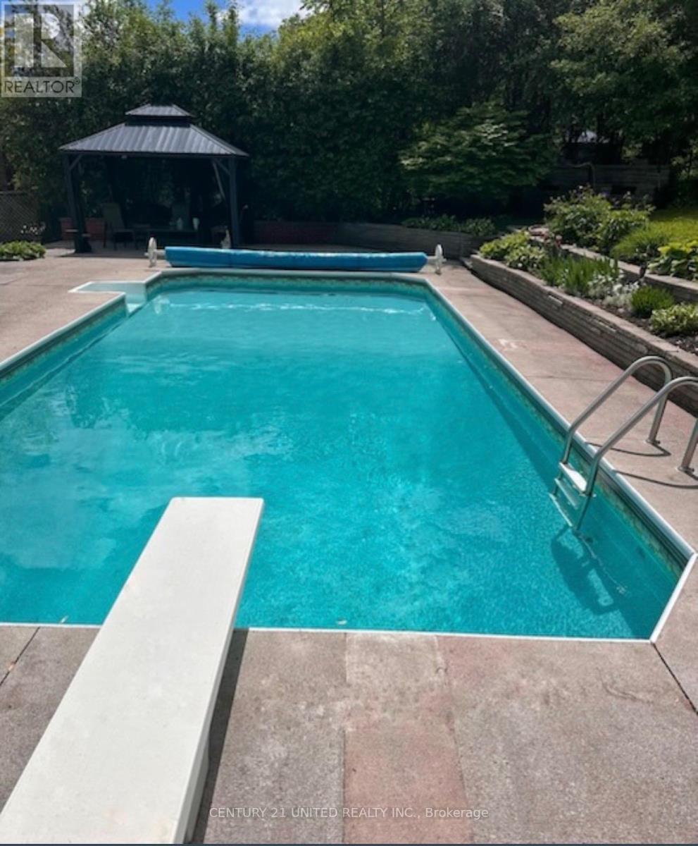 59 KAWARTHA HTS BOULEVARD - 34