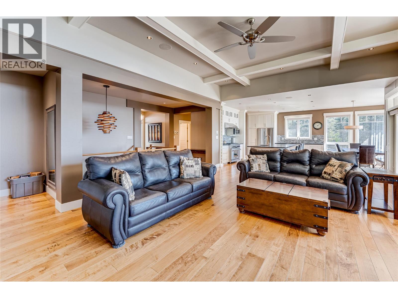  6054 Lynx Drive, Vernon