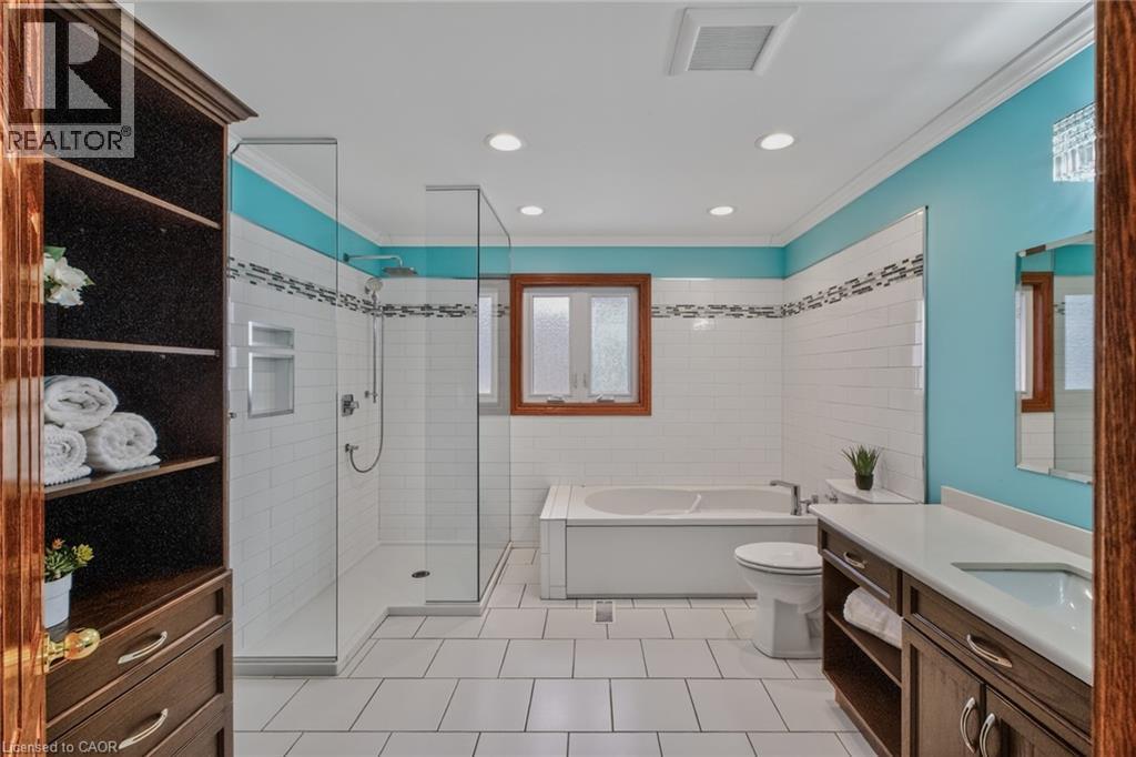 41 CANDOR Crescent - 35