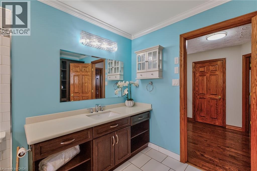 41 CANDOR Crescent - 36