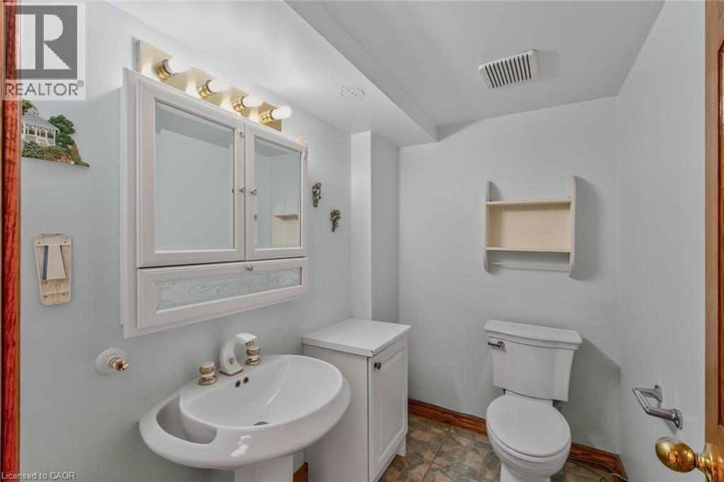 41 CANDOR Crescent - 48