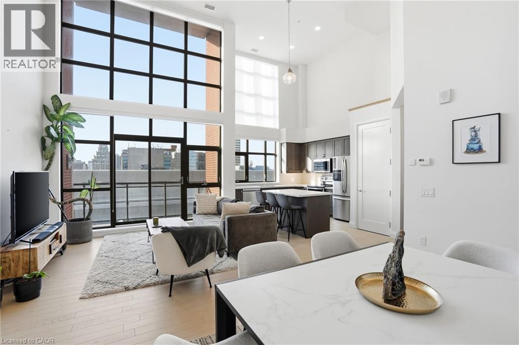 112 KING Street E Unit# LPH7