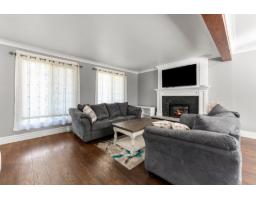 Dining room - 108 Rue Dagenais, Mansfield Et Pontefract, QC J0X1R0 Photo 8