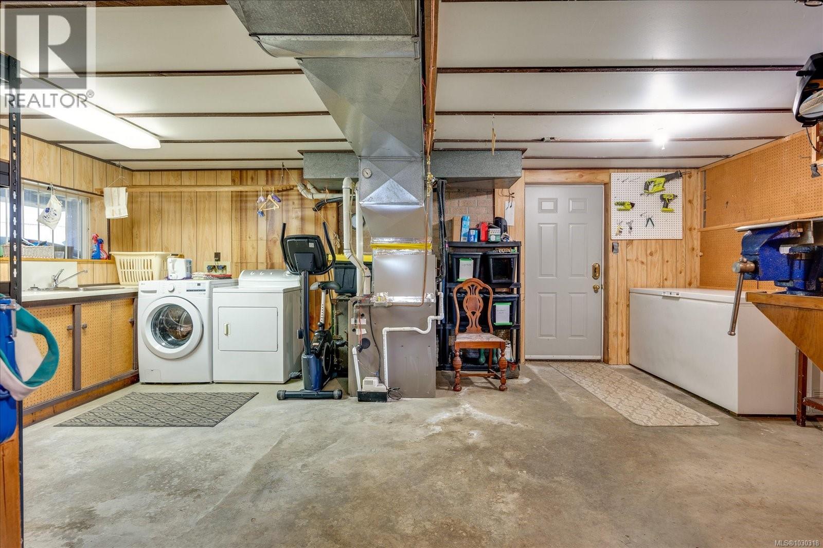 1694 GERRAND RD - 44