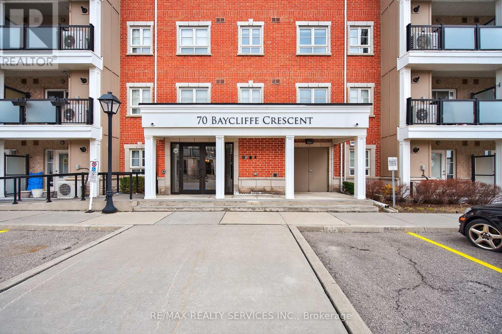 #301 70 BAYCLIFFE CRESCENT - 18