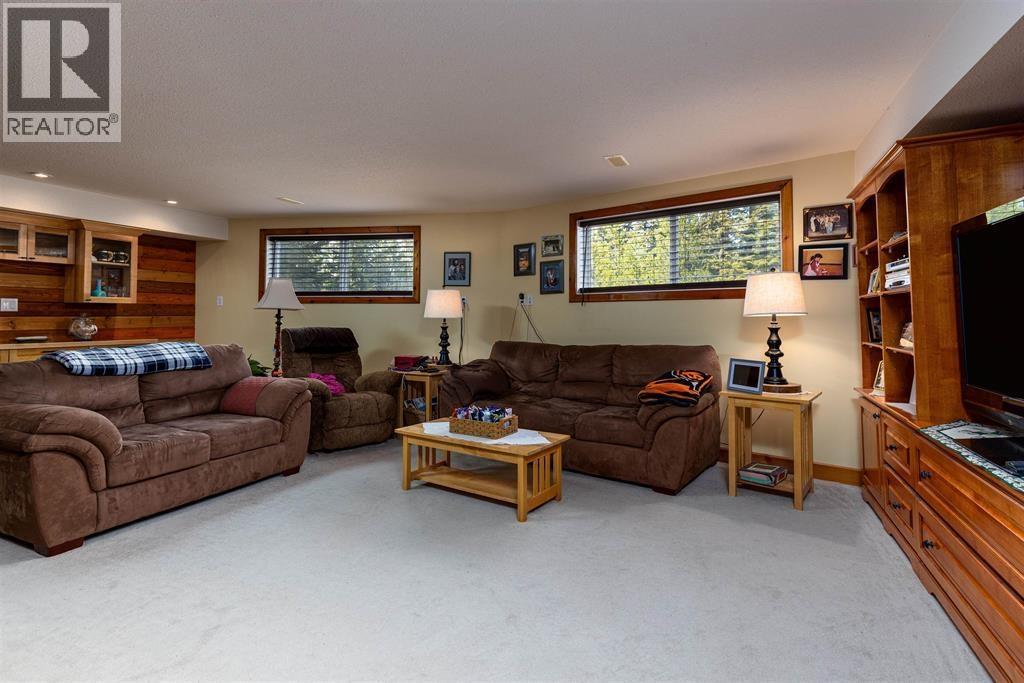 3009 SOLOMON Way, Terrace