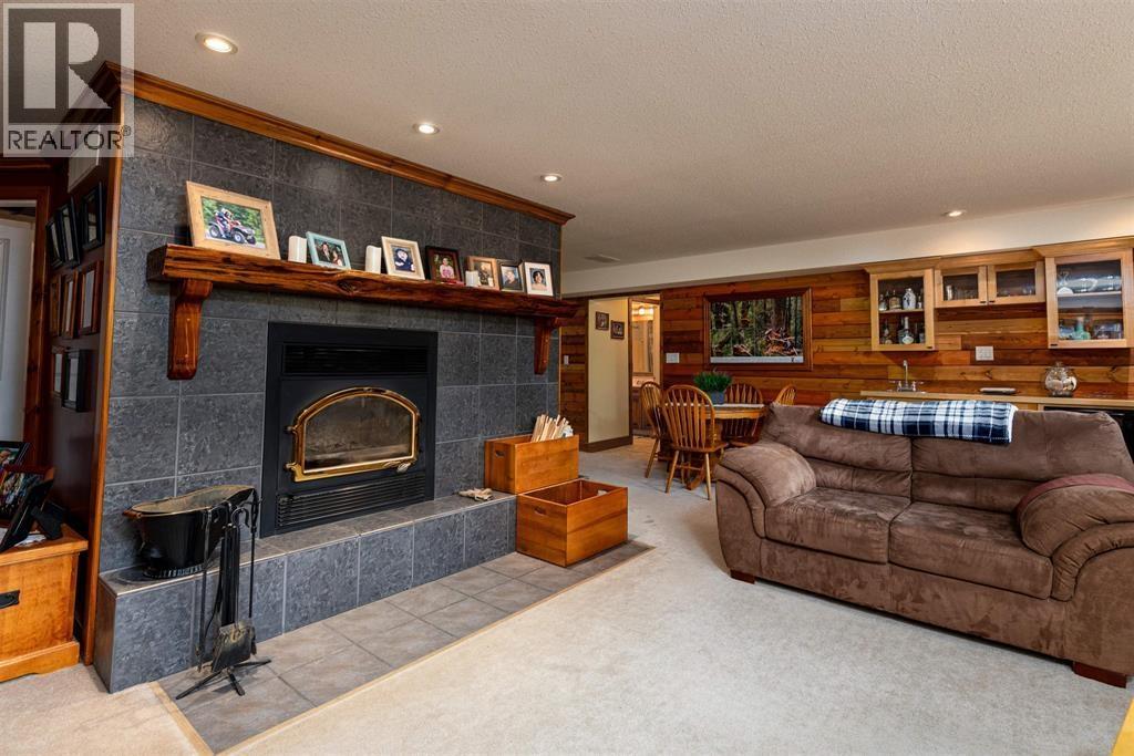 3009 SOLOMON Way, Terrace