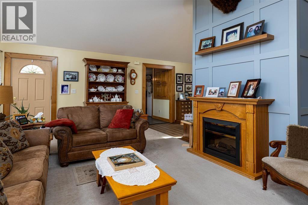 3009 SOLOMON Way, Terrace