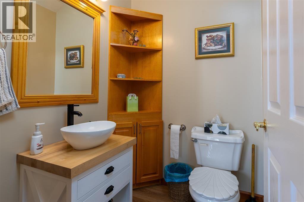 3009 SOLOMON WAY - 8
