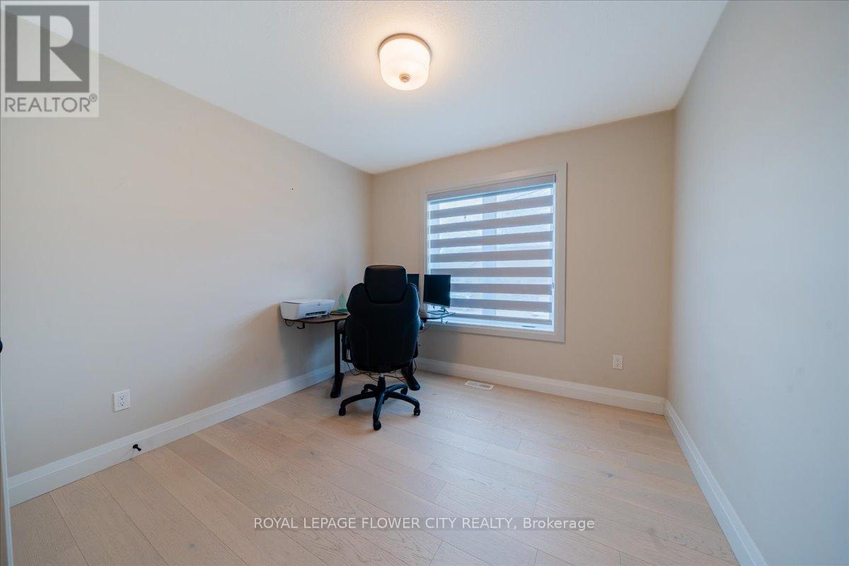 430 WELLINGTON STREET E - 18