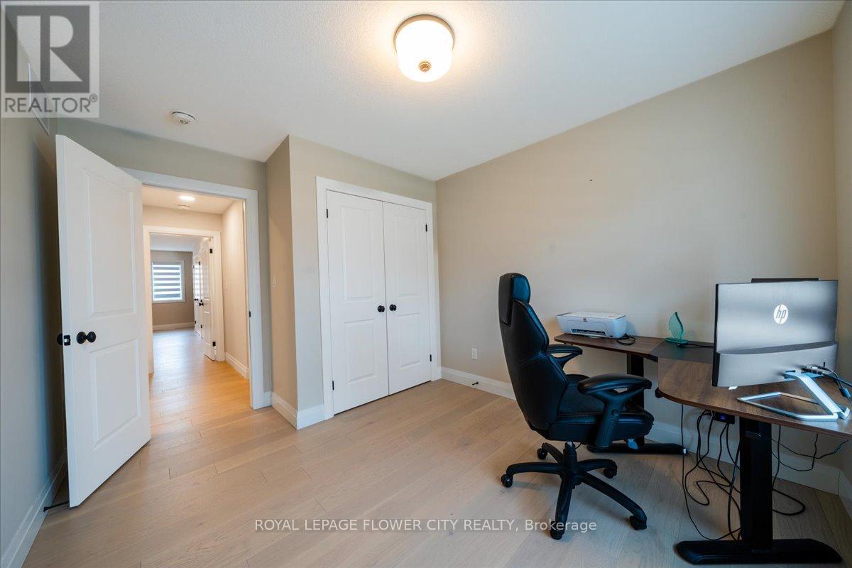 430 WELLINGTON STREET E - 19