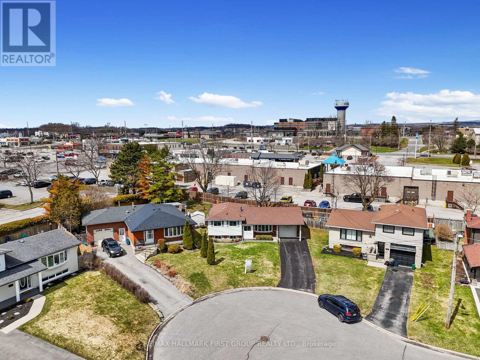 950 CURTIS CRESCENT - 39