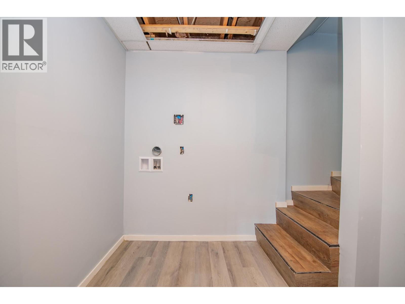 2104 20 Avenue - 29