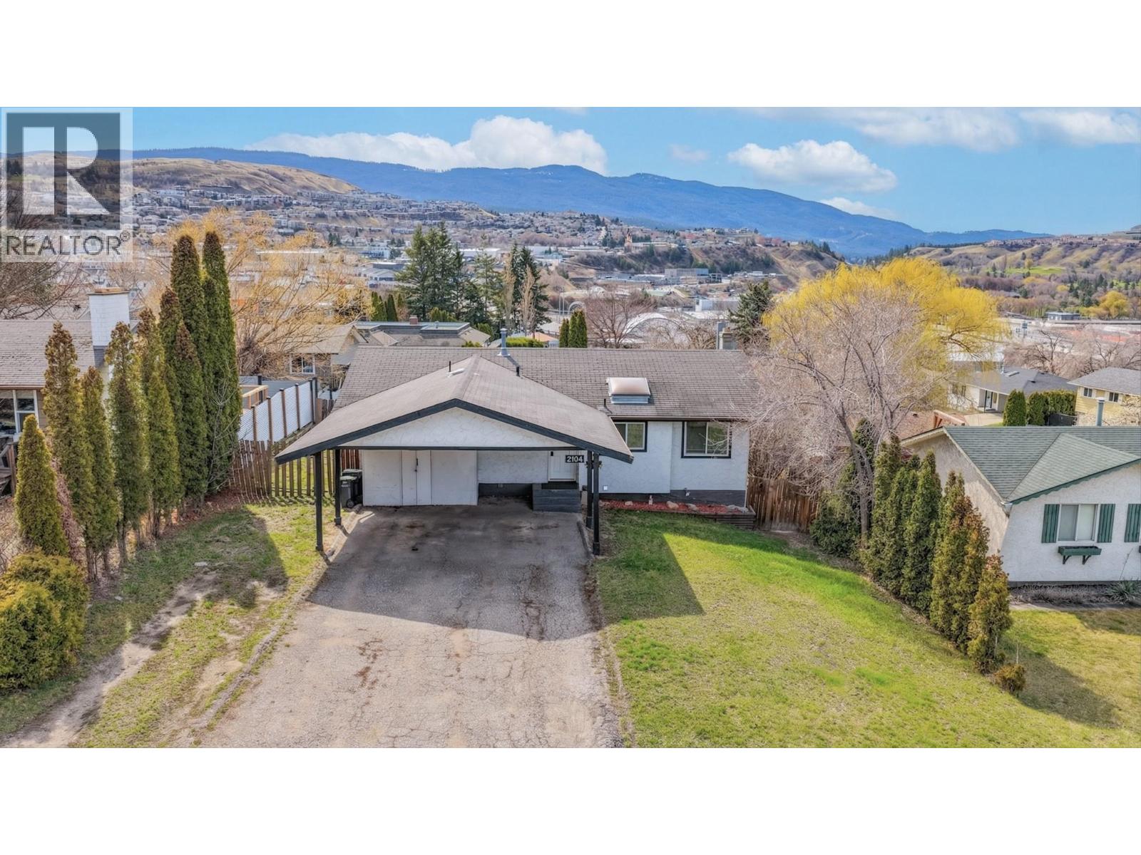 2104 20 Avenue - 3