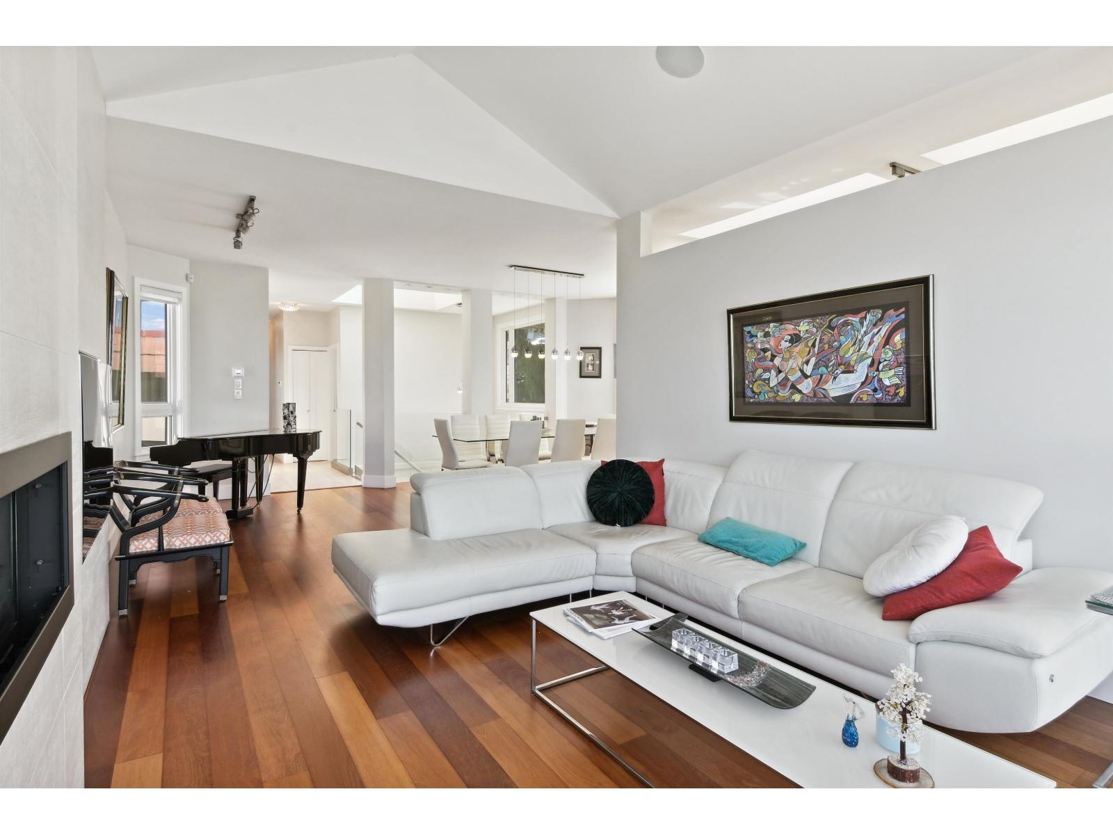 15095 ROYAL AVENUE, White Rock