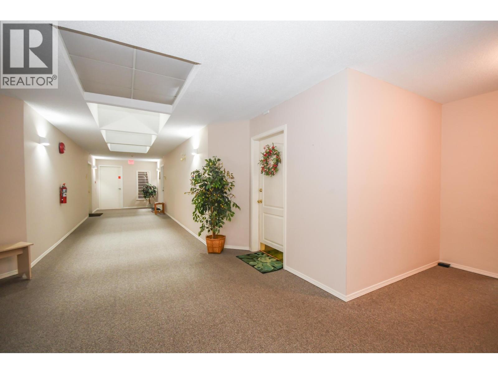 #105 7255 SOUTHRIDGE AVENUE - 35