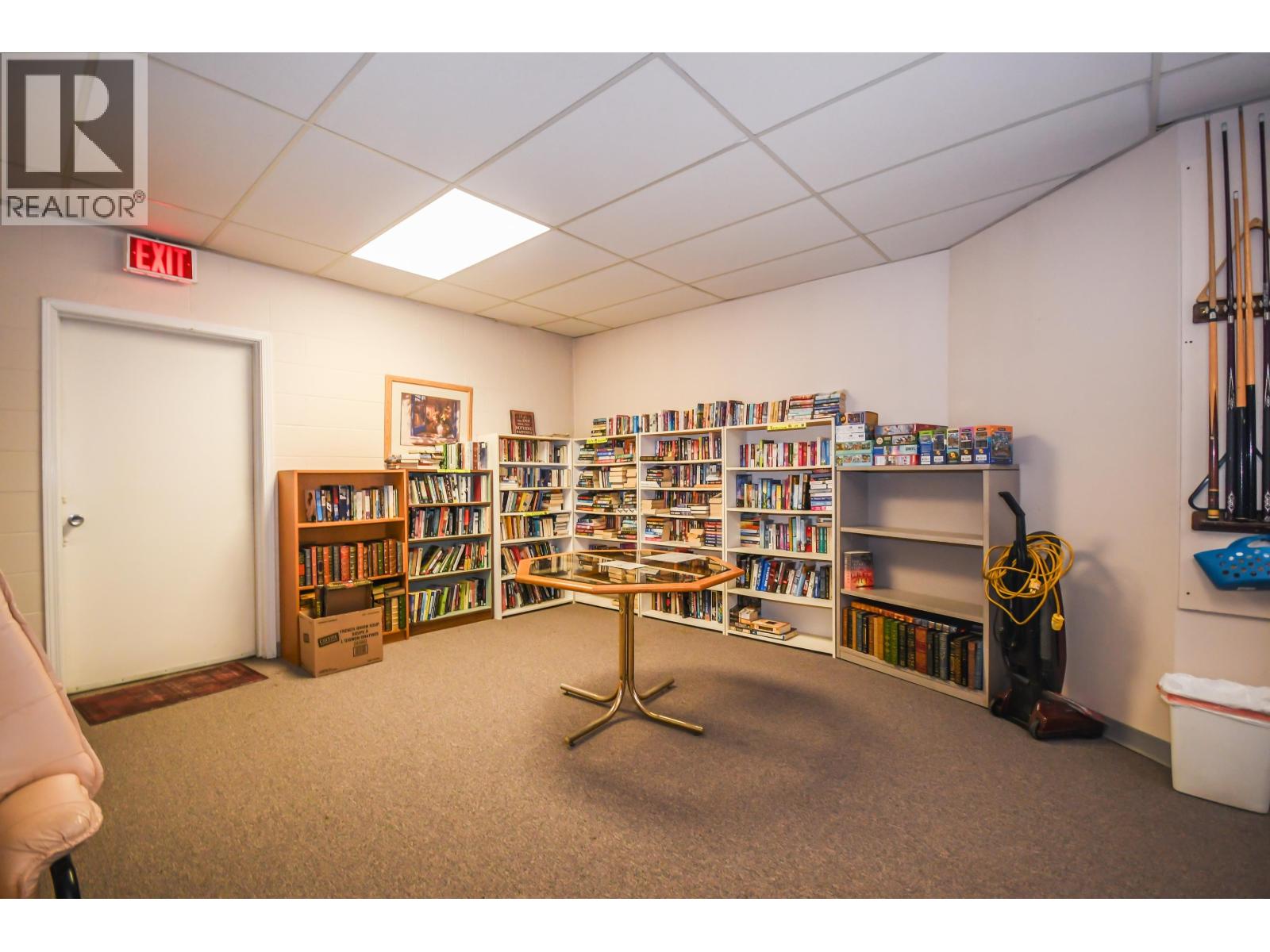 #105 7255 SOUTHRIDGE AVENUE - 33