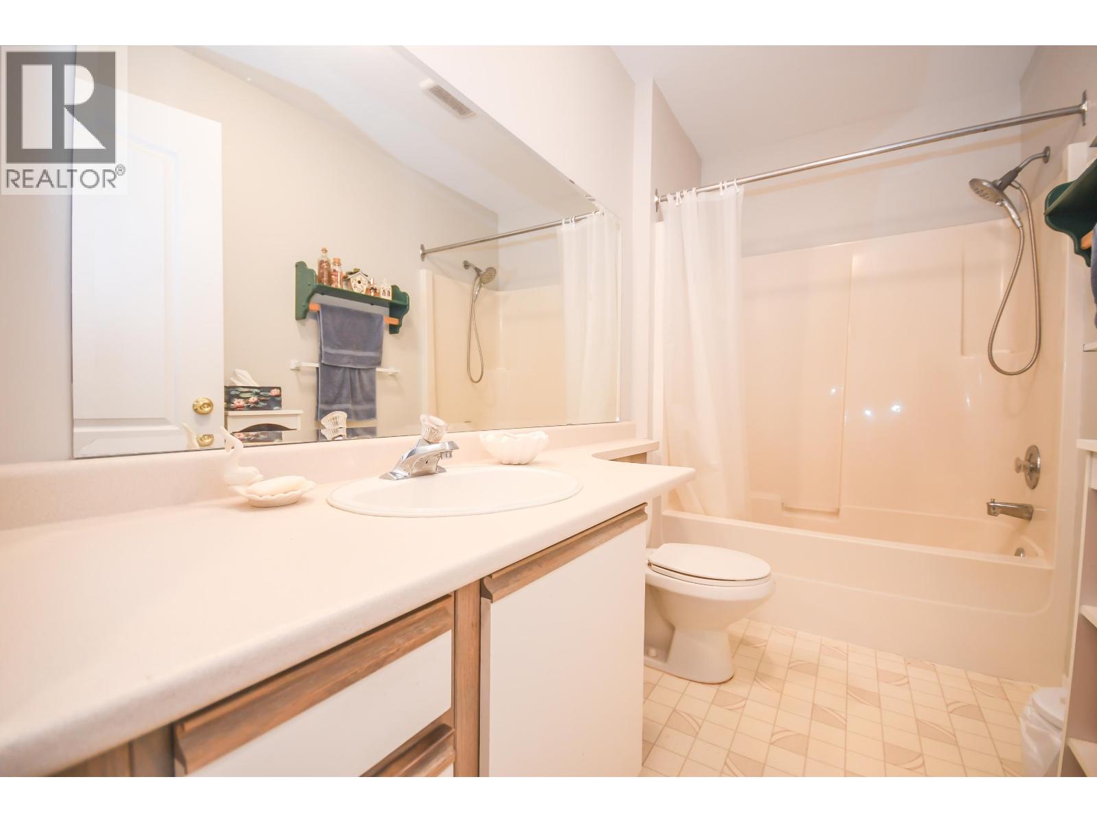 #105 7255 SOUTHRIDGE AVENUE - 20