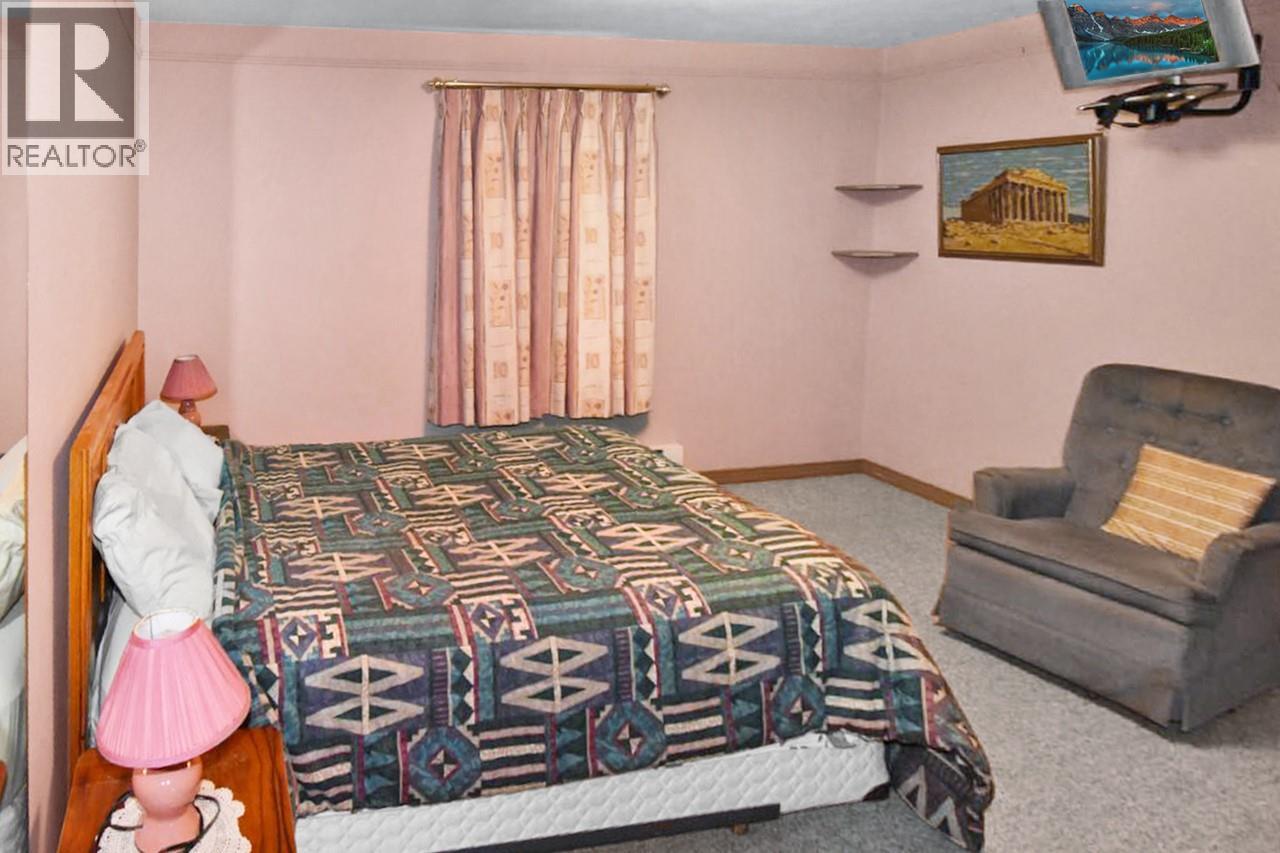 498 Braid Street, Penticton