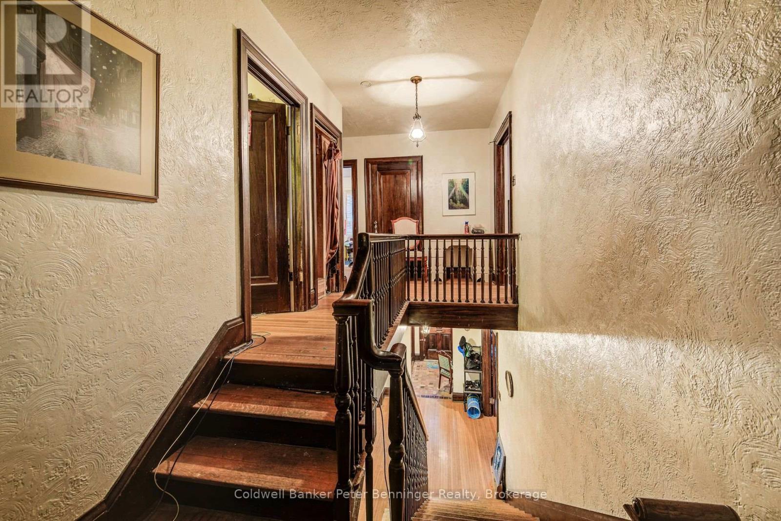 71 MARGARET AVENUE - 25