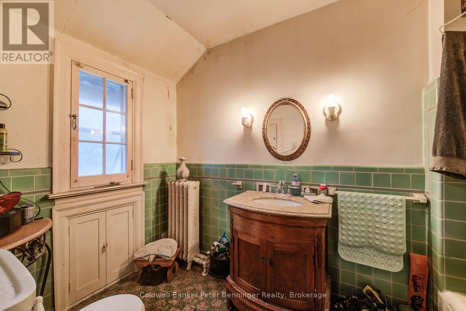 71 MARGARET AVENUE - 31