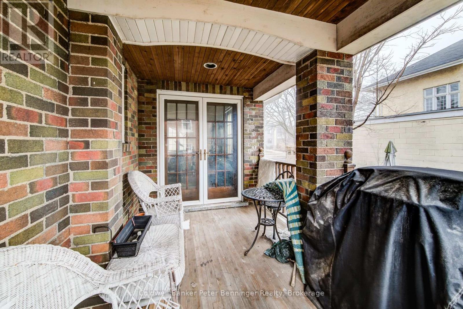 71 MARGARET AVENUE - 42