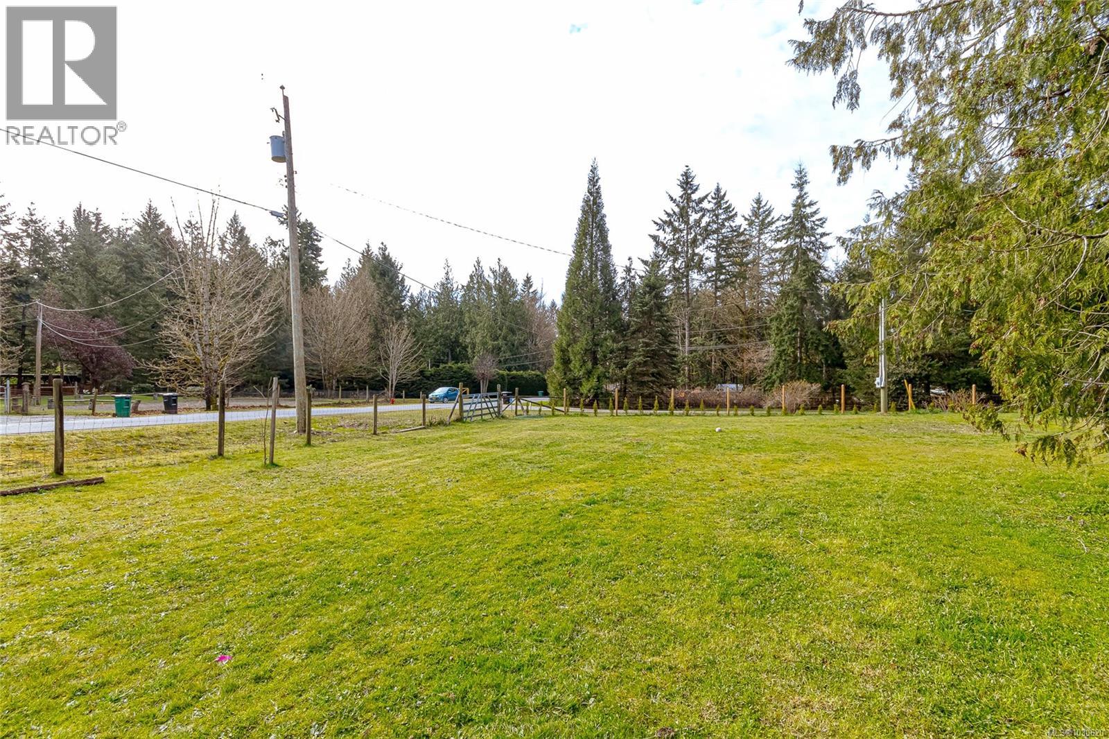 1383 CARLTON DR - 27