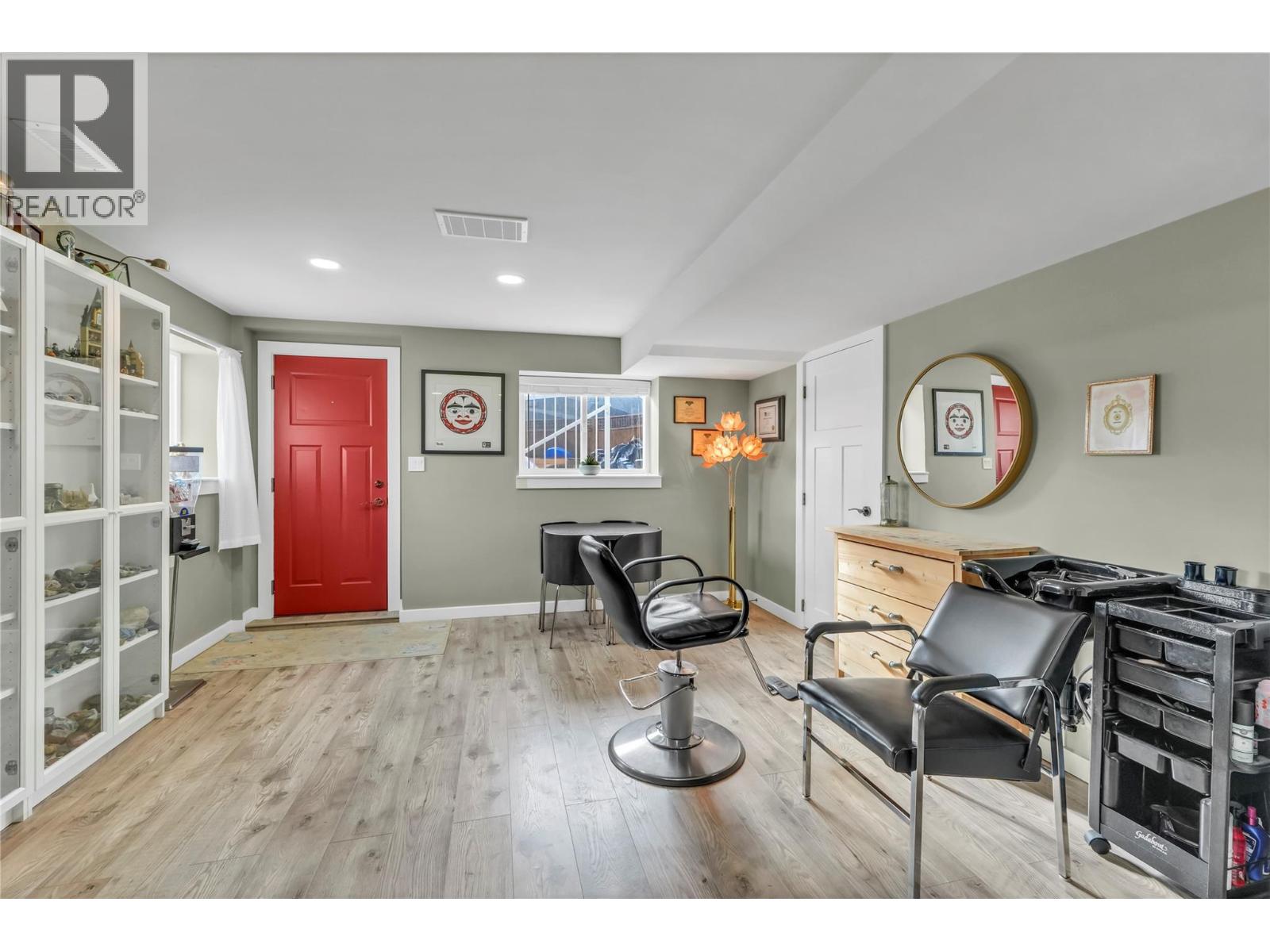 211 Westridge Court, Princeton