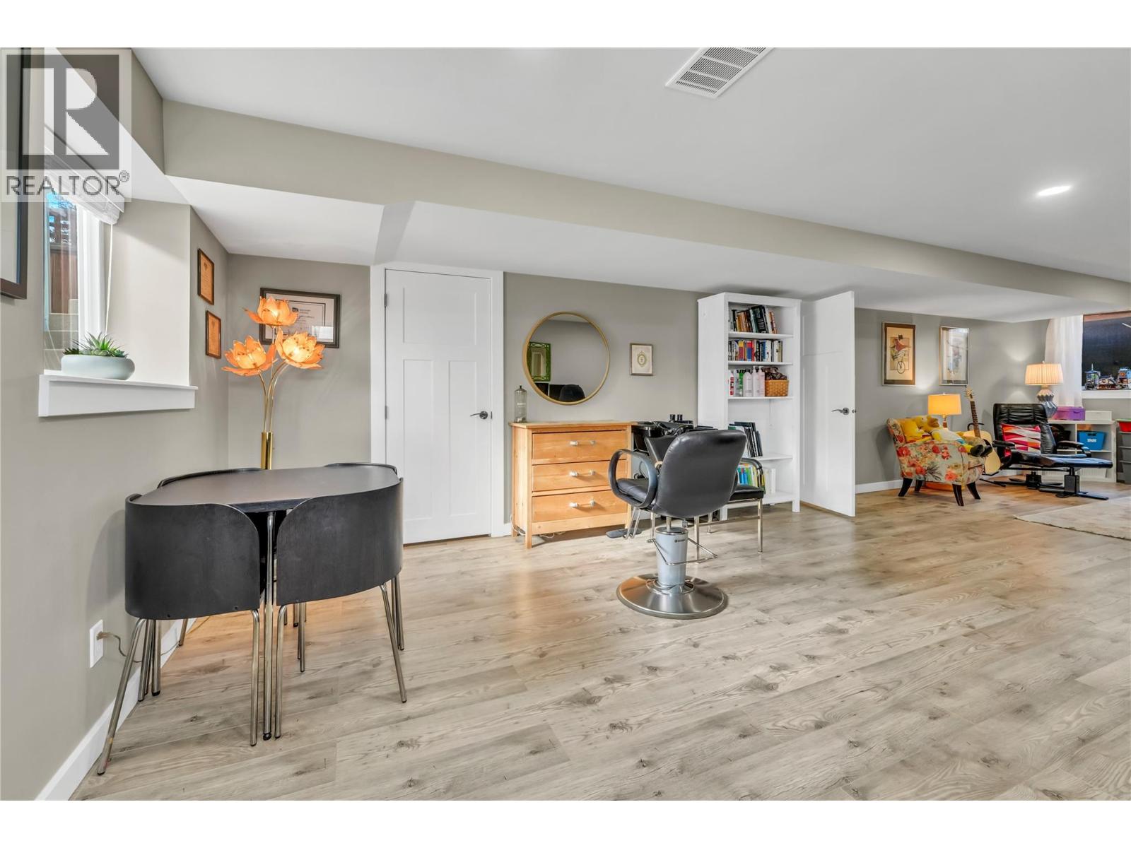 211 Westridge Court, Princeton