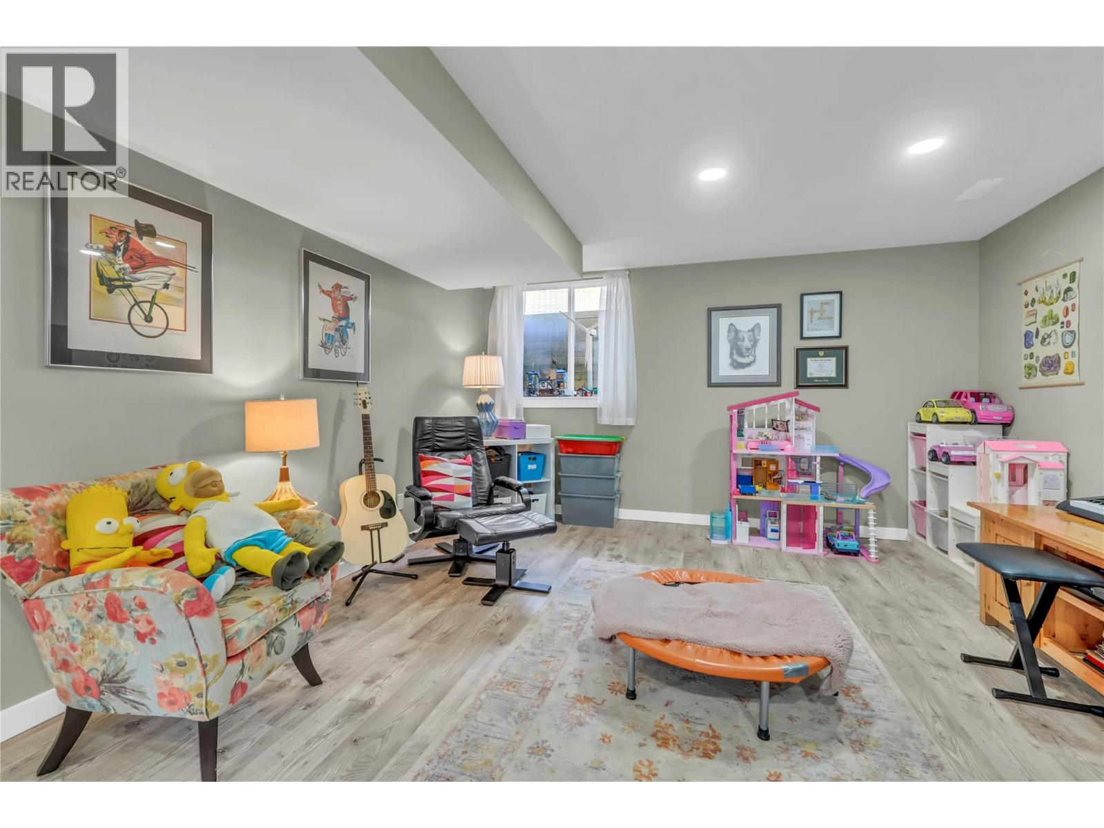 211 Westridge Court, Princeton