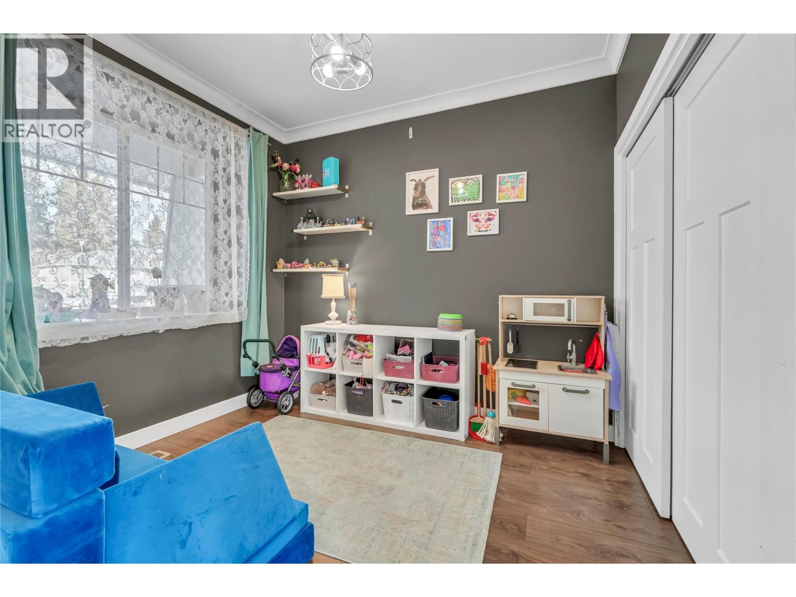 211 Westridge Court, Princeton