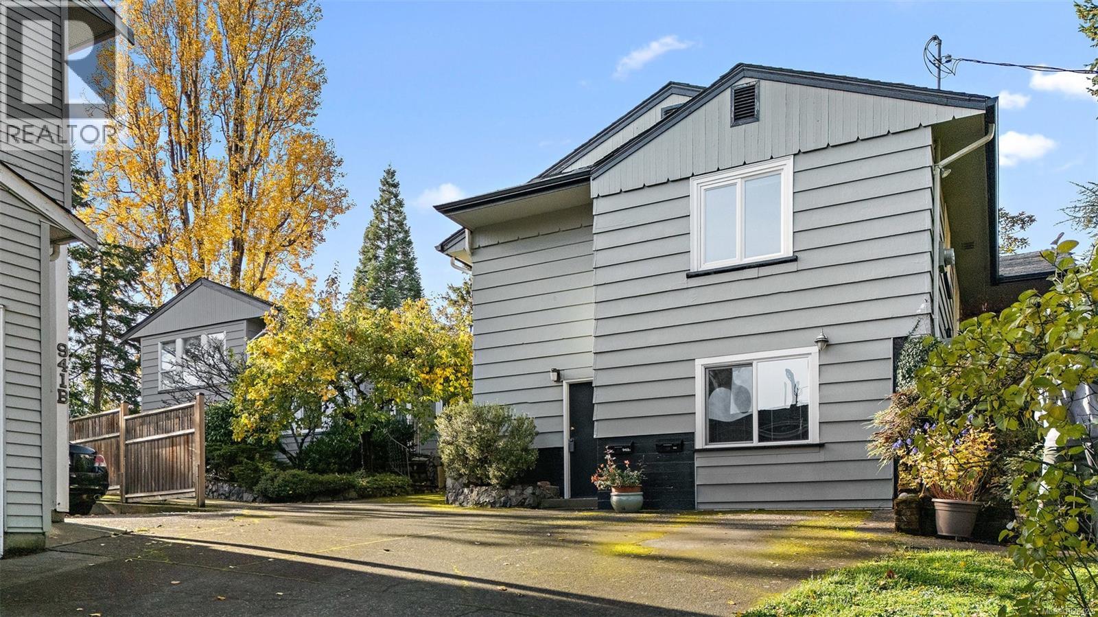 943 Selkirk Ave, Esquimalt