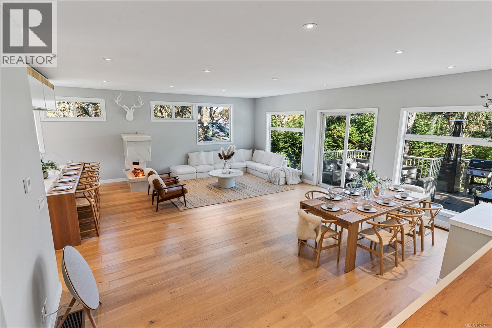 1542 ATHLONE DR - 13