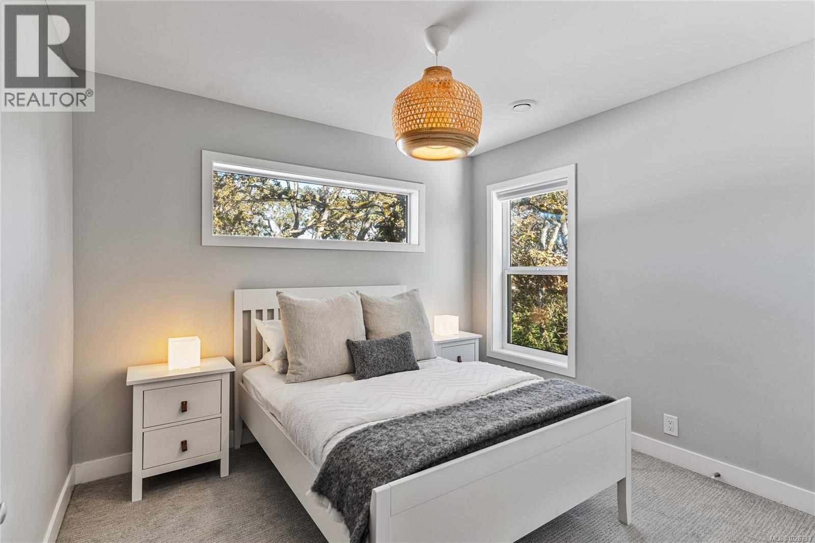 1542 ATHLONE DR - 24