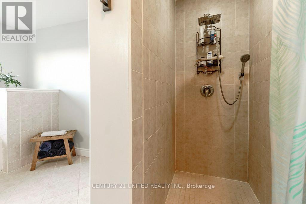 810 HARGROVE TRAIL,Peterborough (Ashburnham Ward 4),,